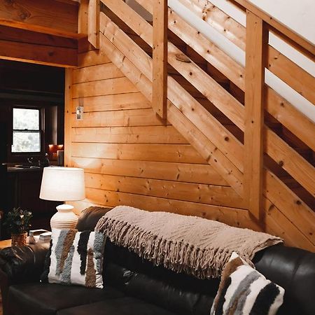 Wolf Creek Cabin At 36 North - Hot Tub Purlear Exterior photo